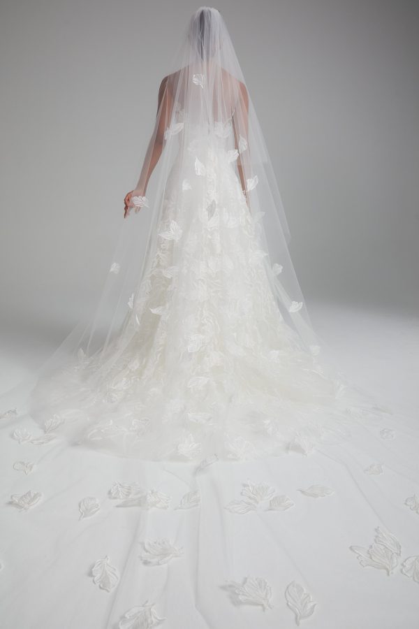 AVA845 - 3D leaf cathedral veil Fashion - Image 2