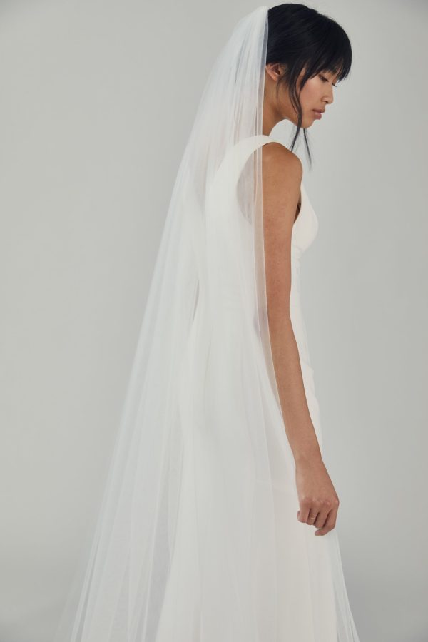 R358V - Cathedral length veil with a mix of Chantilly lace Hot on Sale - Image 4