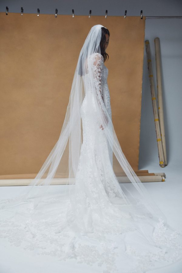 R392V - Lace embroidery Veil Supply - Image 2